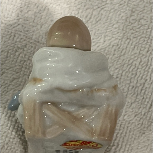 VINTAGE Baby Jesus Enesco Porcelain Nativity Circa 1986 Replacement Piece. - Picture 12 of 13